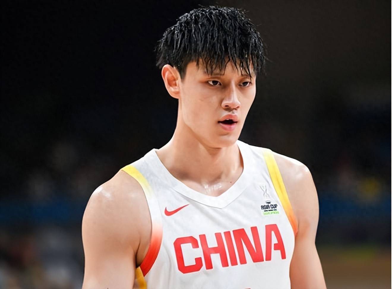 乐鱼体育app官网-北京首钢迎NBA季后赛关键赛；加时末段内部沟通；悬念犹存；年轻球员得到机会